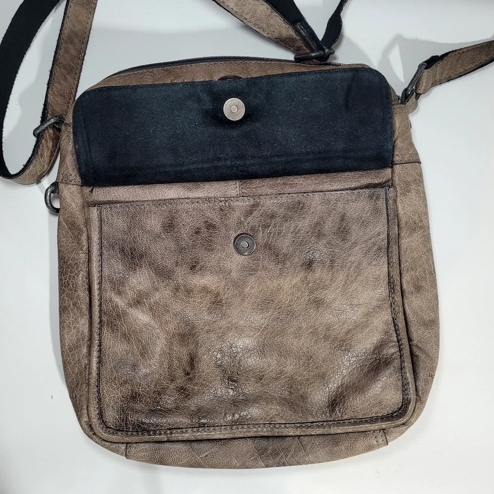 JACK GEORGES Leather Distressed Brown Crossbody Messenger Bag
